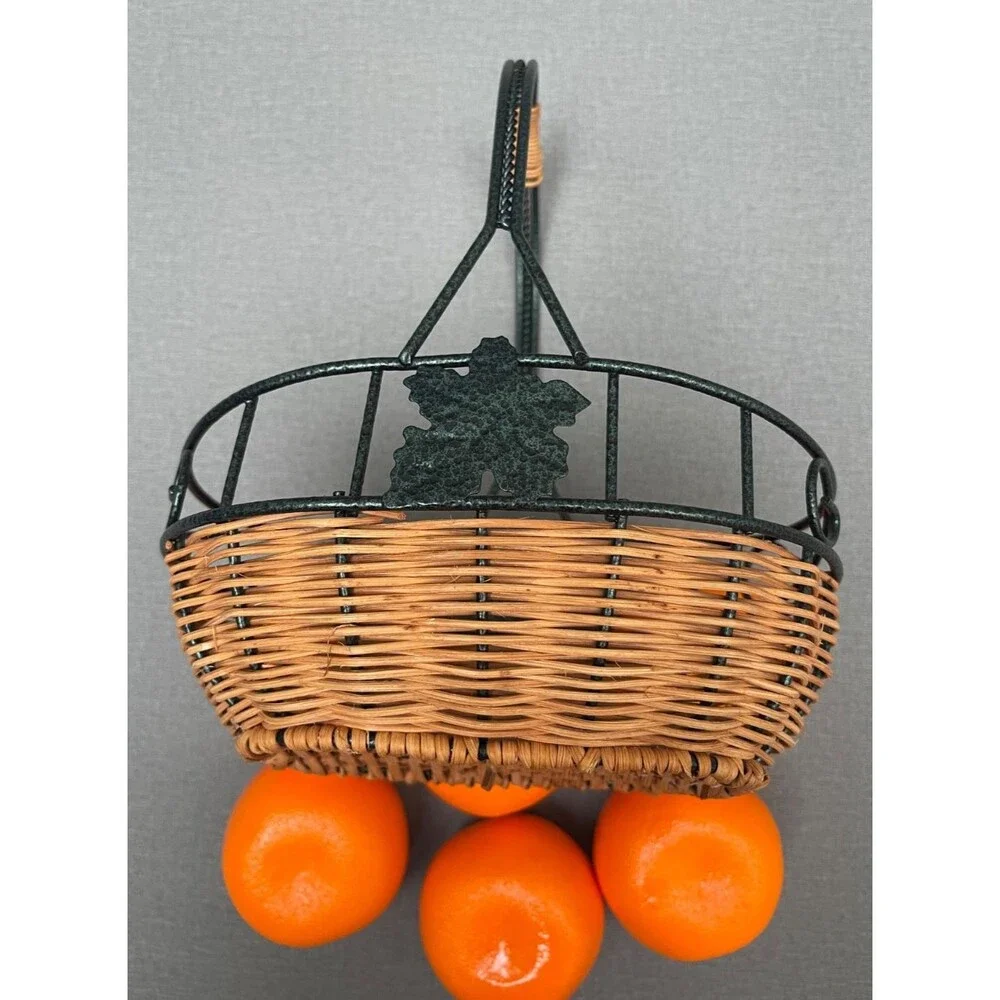 Cute Metal&Bamboo Basket With 6 Plastic Decoration  Oranges